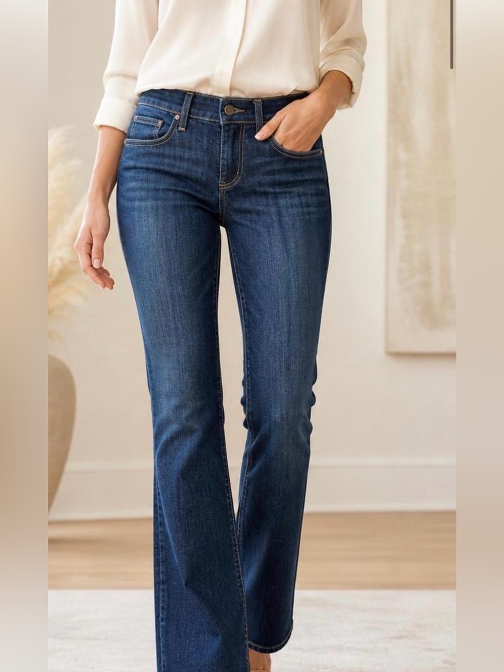 Citizens of Humanity Kelly Low rise Bootcut Jeans, Size 30
